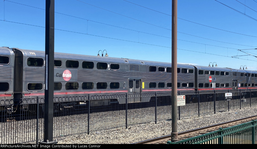 Caltrain 3830